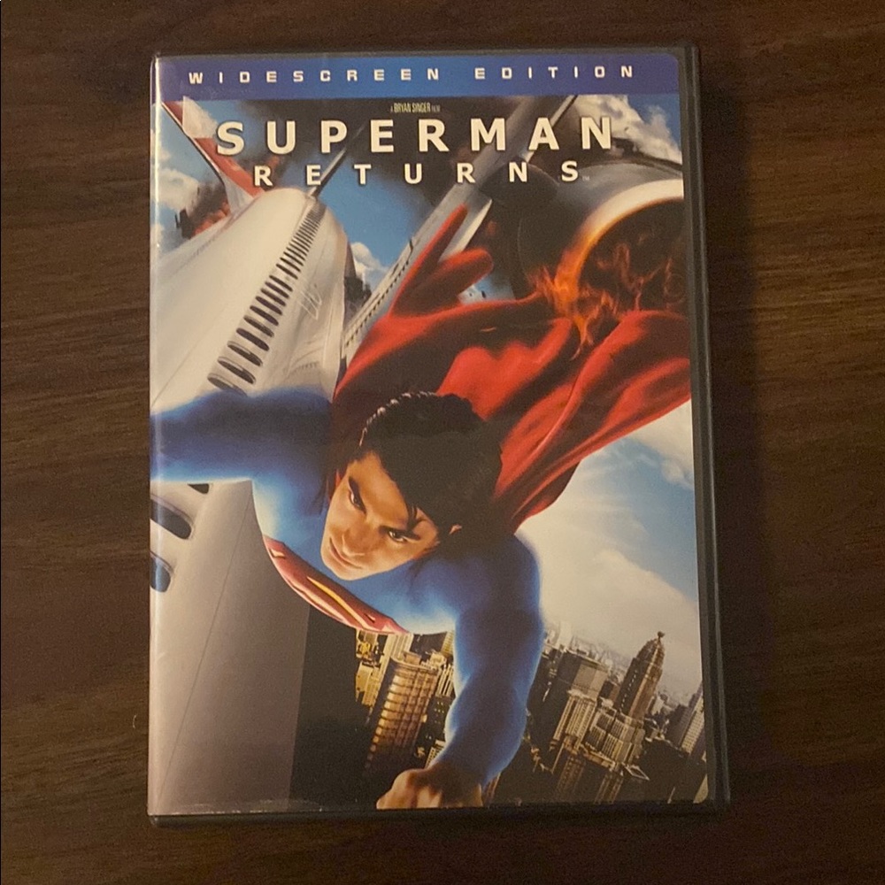 DC Comics Superman Returns DVD - Blue and Red